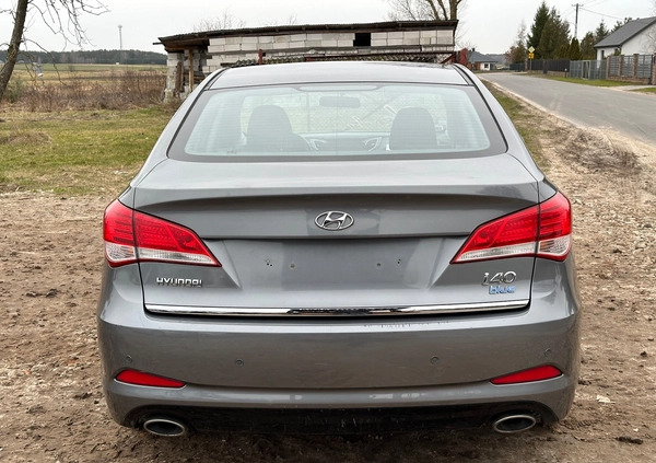 Hyundai i40 cena 12500 przebieg: 138692, rok produkcji 2014 z Sulejów małe 67